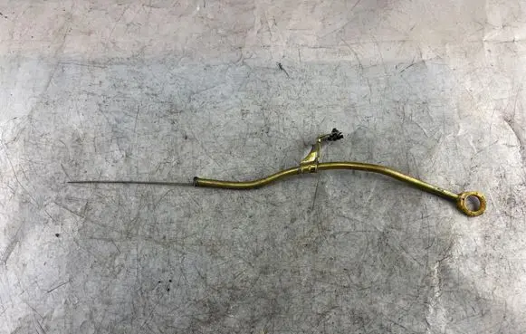 Toyota Corolla E120 E130 Oil level dip stick 