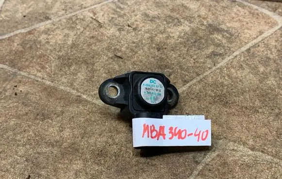 Mercedes-Benz CLS C218 X218 Air pressure sensor A0061539728