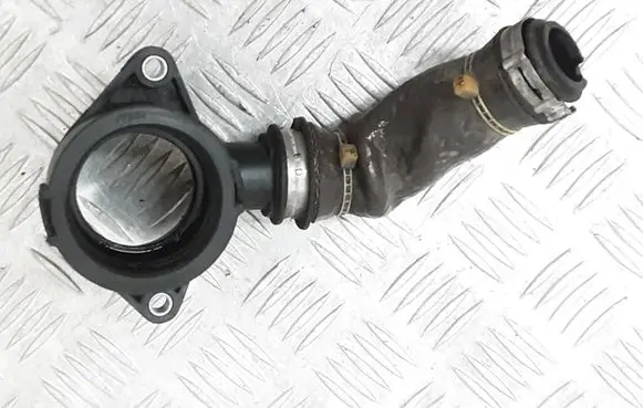 Volvo V50 Turbo air intake inlet pipe/hose AV219C623AD