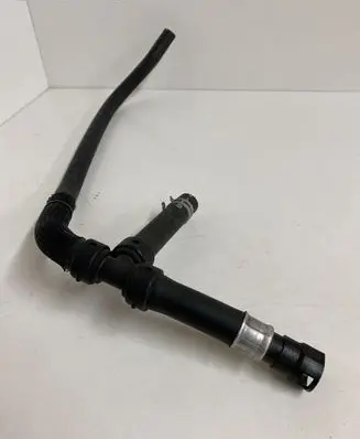Ford Mustang VI Engine coolant pipe/hose FR338K289