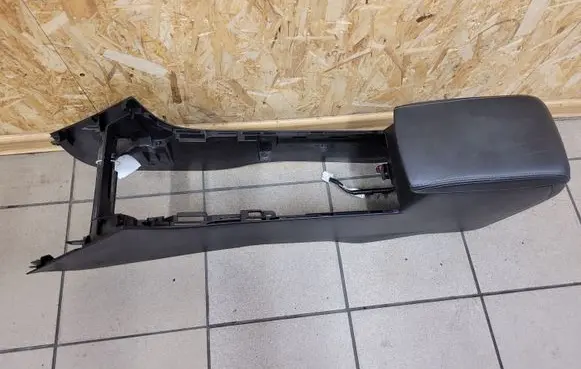 Mazda 6 Center console GS1D84441