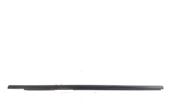 KIA Niro Front door glass trim molding 82210AT000