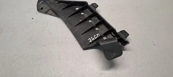 Front bumper mounting bracket