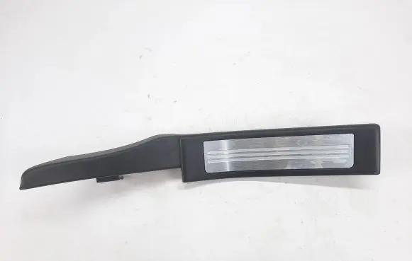 Jaguar XF X250 Rear sill trim cover 8X23F13244A