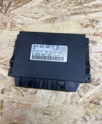 Mercedes-Benz E W211 Parking PDC control unit/module A0255457132 0263004025 1039E00351
