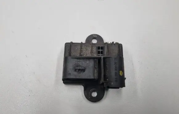 Mercedes-Benz Sprinter W906 Glow plug pre-heat relay A6519003802 6519003802