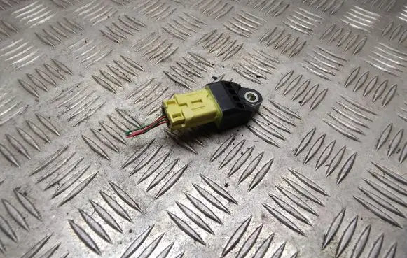 Toyota Prius (XW30) Airbag deployment crash/impact sensor 8983175010