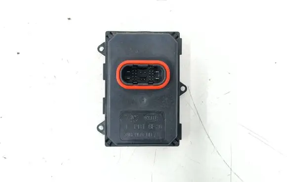 Volkswagen Touareg II Headlight ballast module Xenon 8U0941329 74696000AE