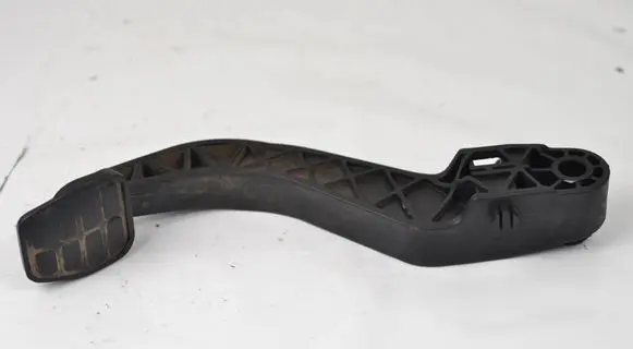Volkswagen Sharan Clutch pedal 7M1721321C 98VW7520CA