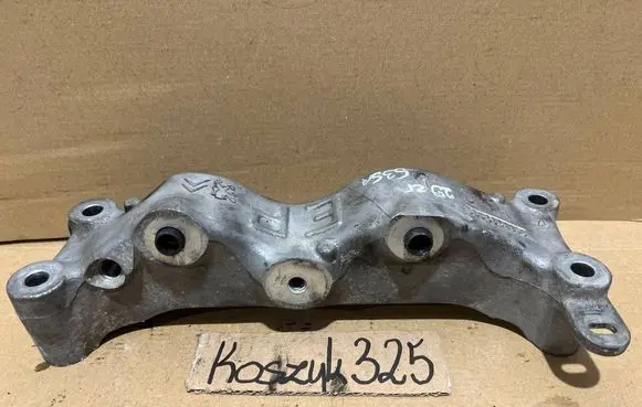 Mini One - Cooper Coupe R56 Engine mounting bracket 9655923080