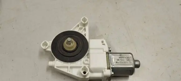 Mercedes-Benz ML AMG W164 Rear door window regulator motor A1669060601