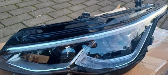 Volkswagen Golf VIII Headlight/headlamp 5H0941059F