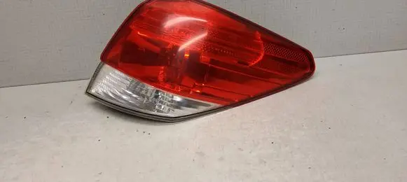 Subaru Outback Rear/tail lights 22020067