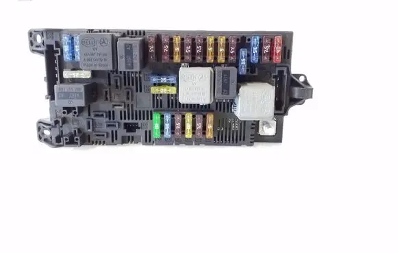 Mercedes-Benz E W211 Fuse module 2115453901