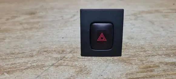 Volvo XC70 Hazard light switch 30710106