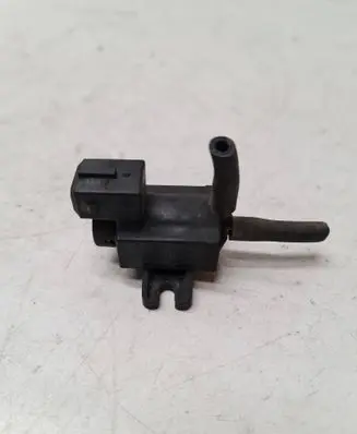 Opel Astra J Turbo solenoid valve 70246100 10T288 8972882491