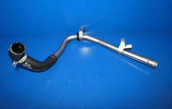 Mercedes-Benz CLA C117 X117 W117 Engine coolant pipe/hose 740118197656 DBL625412 8L3T6N