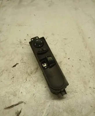 Mercedes-Benz Sprinter W906 Electric window control switch A9065450213 Q00ZGS003 S0538130