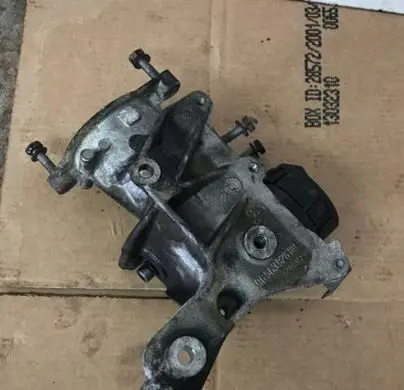 Ford S-MAX Engine mounting bracket 9656392880