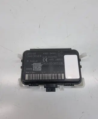 Land Rover Discovery Sport Antenna control unit K8D215K602 5D6911F04 290RG1