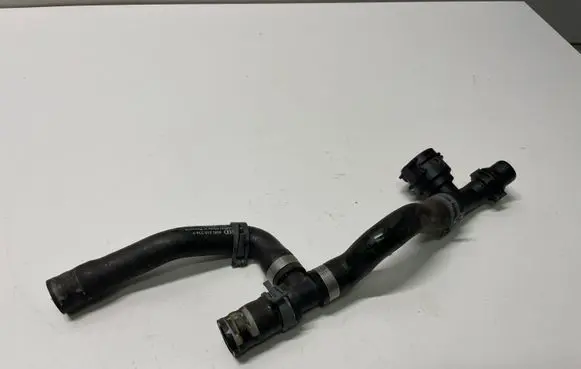 Audi A4 S4 B9 Engine coolant pipe/hose 8W0819334R