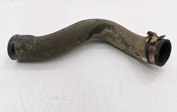 Intercooler hose/pipe