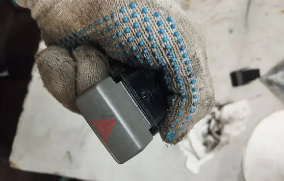 Volvo S40, V40 Hazard light switch 30862865 DOTSAE0C98