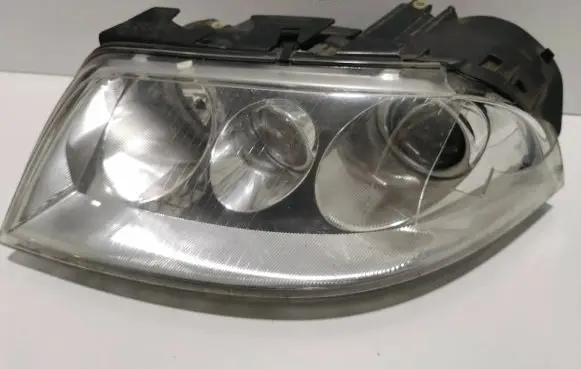 Volkswagen PASSAT B5.5 Headlight/headlamp 1EL00834007 3B7941295 9DR15133301