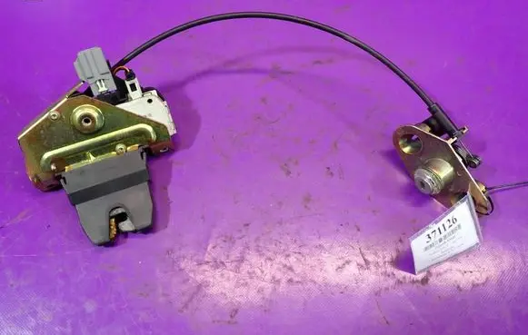 Volvo S60 Tailgate/trunk/boot lock/catch/latch