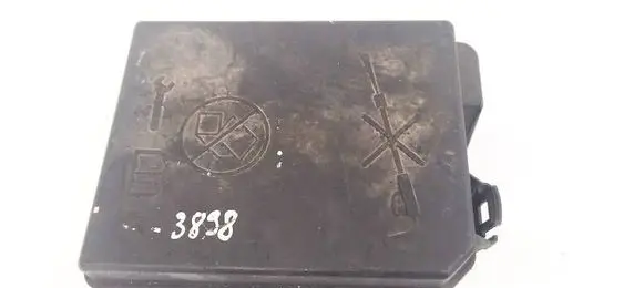 Opel Mokka Fuse box cover 95263743