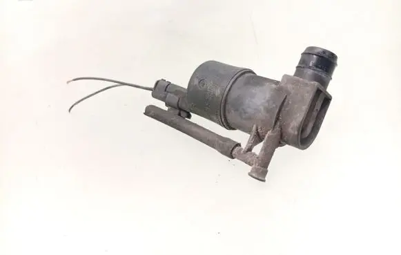 Opel Movano B Windscreen/windshield washer pump 9641553880