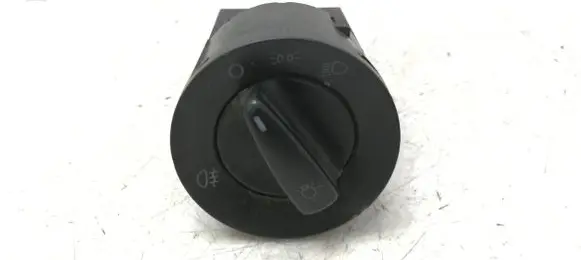 Volkswagen Golf IV Light switch