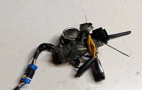 KIA Ceed Ignition lock EDZDC2U1 EDZDC2