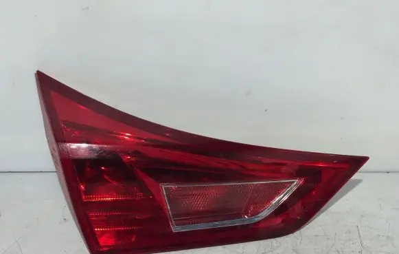 Toyota Auris E180 Tailgate rear/tail lights