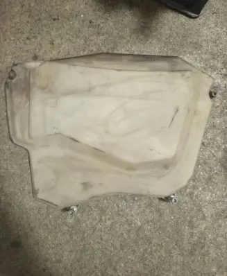 BMW 5 E39 Fuse box cover 1740707