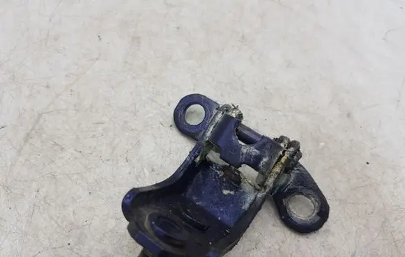 Honda Accord Front door upper hinge NOCODE