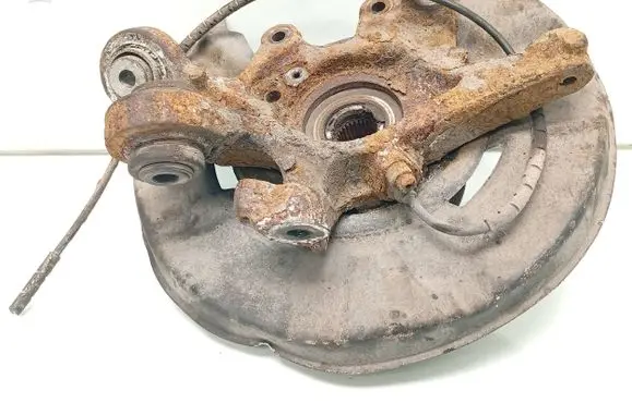 BMW 3 E90 E91 Rear wheel hub spindle/knuckle 6764368 6762858