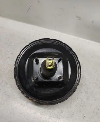 KIA Sorento Brake booster