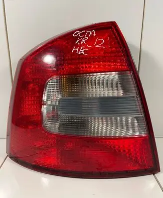 Skoda Octavia Mk2 (1Z) Rear/tail lights 1Z5945095B 1z5945111B