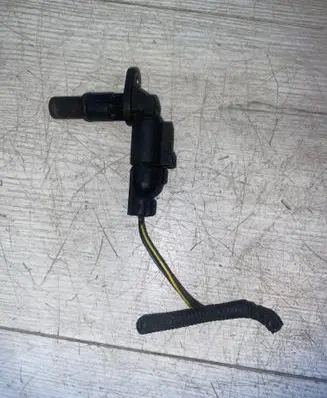 Volkswagen Touran I Crankshaft position sensor 06b905163a