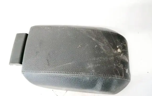 Volvo XC90 Armrest 