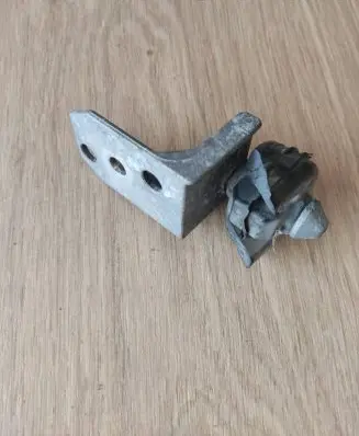 Audi A1 Muffler mount bracket/holder 5Q0253144R