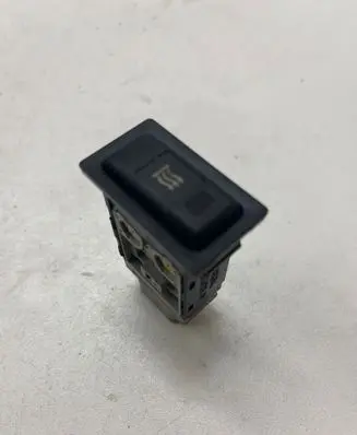 Toyota Avensis T250 Windscreen/window heater switch 153337