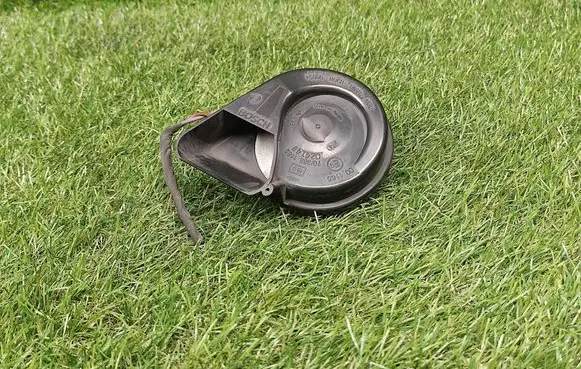 Audi Q7 4L Horn signal 4L0951223A