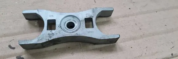 Audi A4 S4 B9 Fuel Injector clamp holder 04L130216