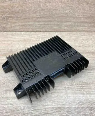 Audi A3 S3 8L Sound amplifier 8L0035223 256014