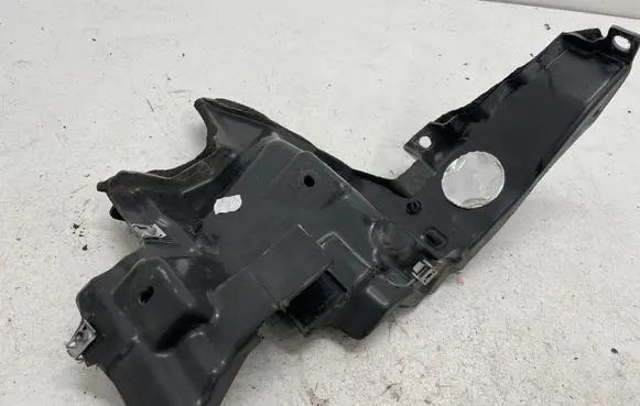 Land Rover Range Rover Sport L494 Other engine bay part CPLA6D058