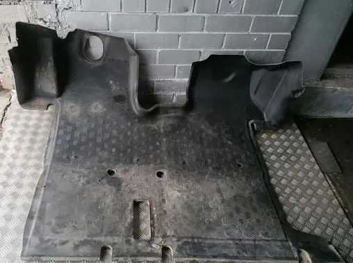 Renault Trafic III (X82) Front floor carpet liner 749022437R 93450142
