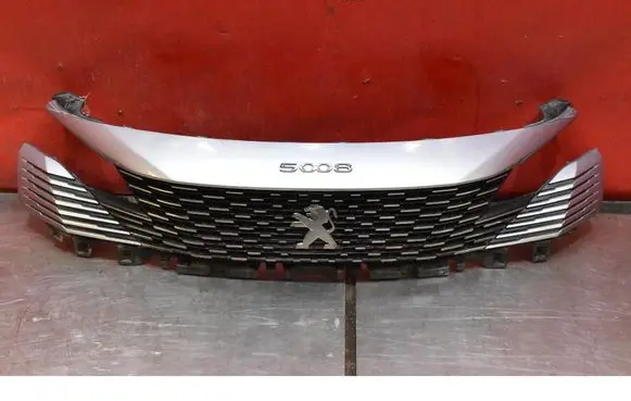 Peugeot 5008 Front grill 9836828477