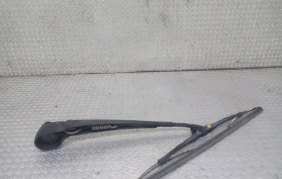 Volkswagen Golf IV Rear wiper blade 1J6955707A